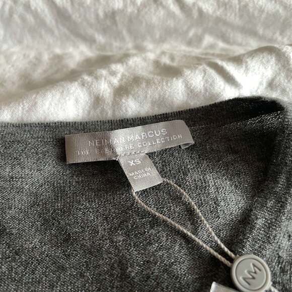 Neiman Marcus Cashmere Collection Cashmere Superfine Crewneck Top, XS/P - Picture 4 of 11